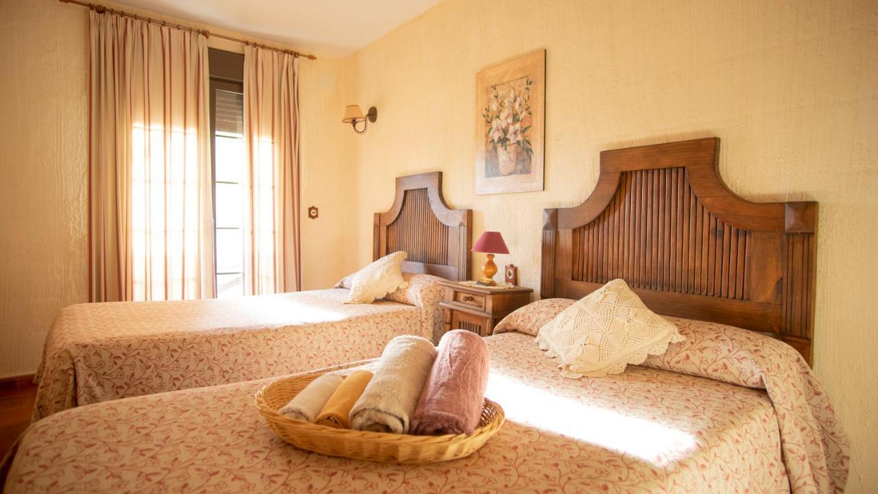 Casa Rural Santa Elena Villafranca de los Caballeros Екстер'єр фото