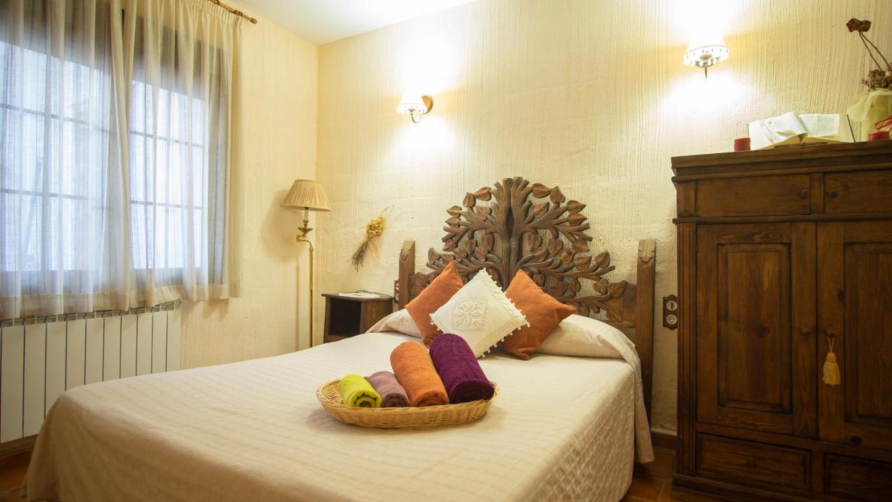 Casa Rural Santa Elena Villafranca de los Caballeros Екстер'єр фото